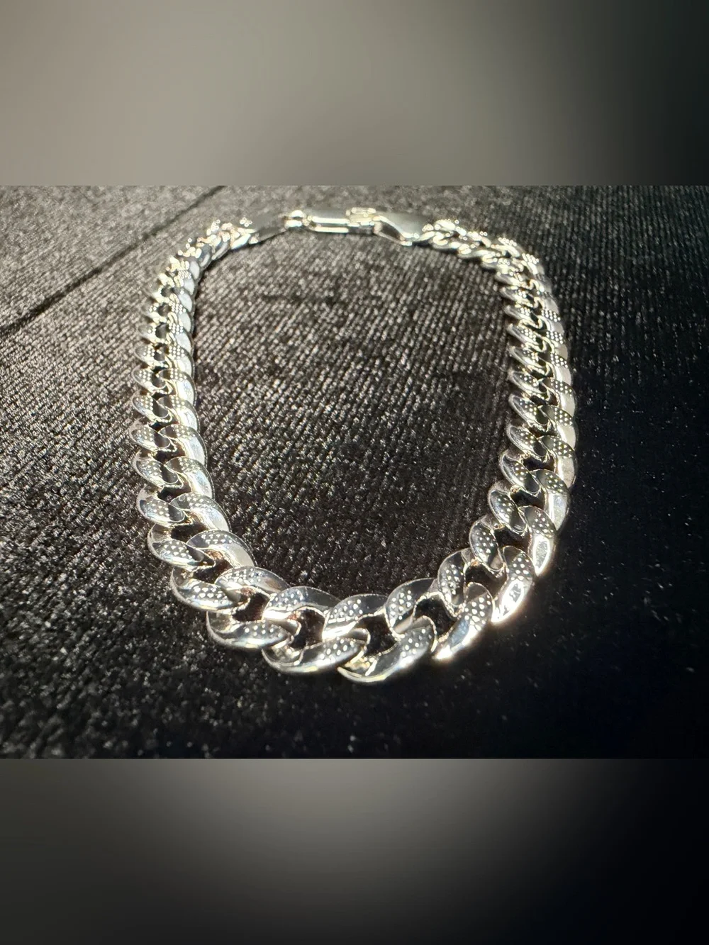 Diamond Cut Cuban 925 Silver filled 8in 7MM Bracelet 14.9g. Stunning! Brand new